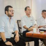 25. chicharrones rancios y agrios