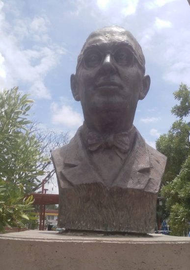 Monumento. busto de Alfonso López Pumarejo