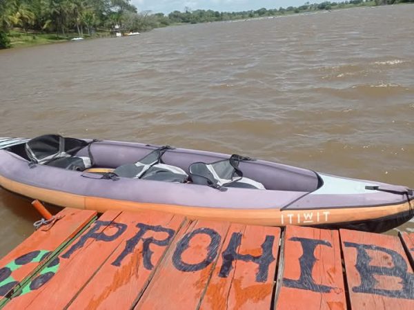 Paseo en Kayak en la Laguna La Venturosa